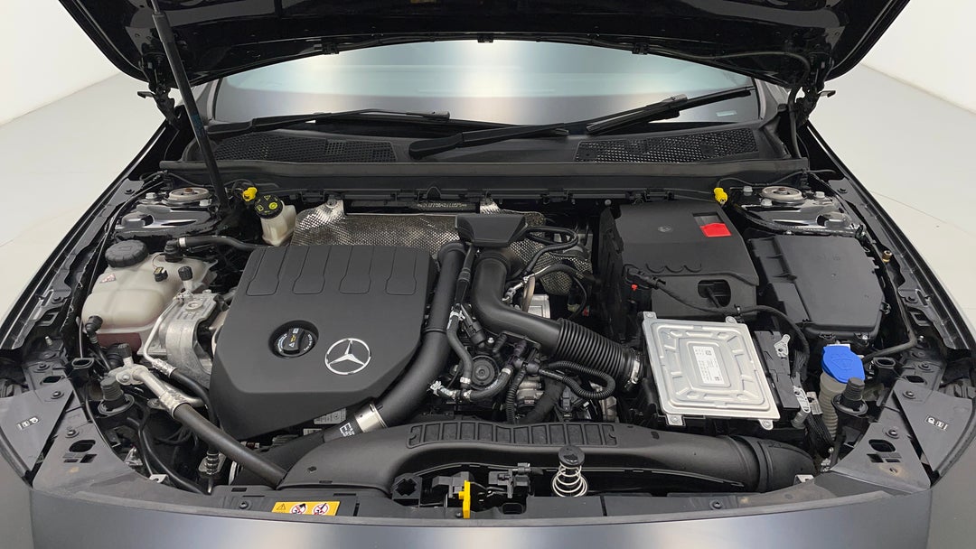 Open Bonnet (Engine)