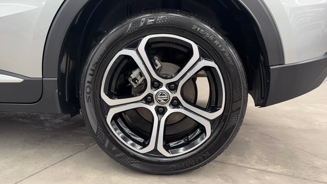 2025 MG ZS Essence, Automatic, 13807 km, Left Rear Wheel
