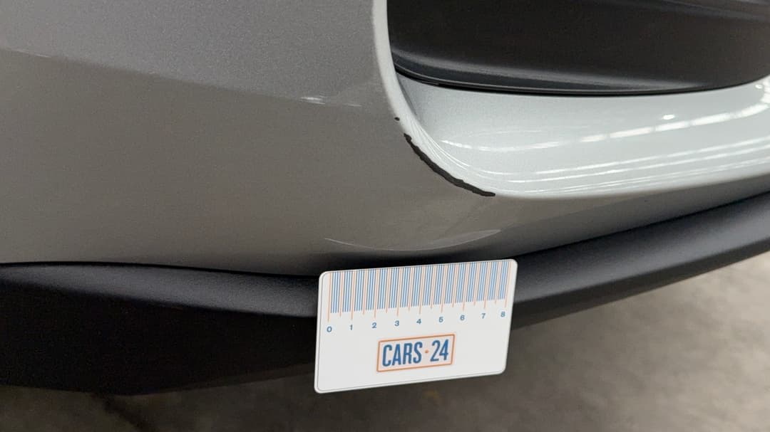 2025 MG ZS Essence, Automatic, 13807 km, Bumper Front Scratch