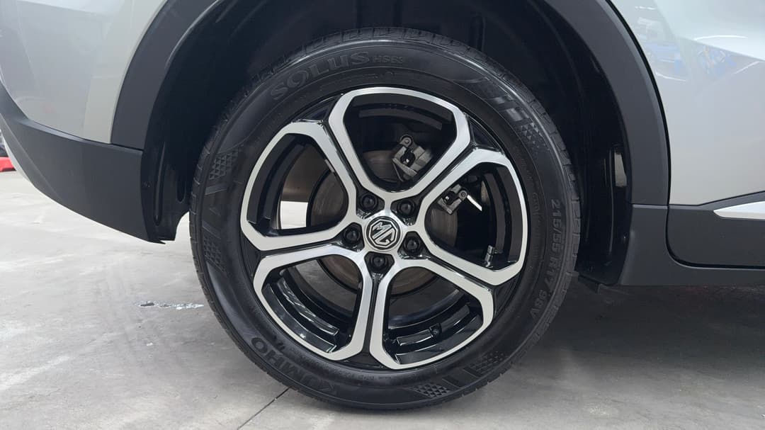 2025 MG ZS Essence, Automatic, 13807 km, Right Rear Wheel