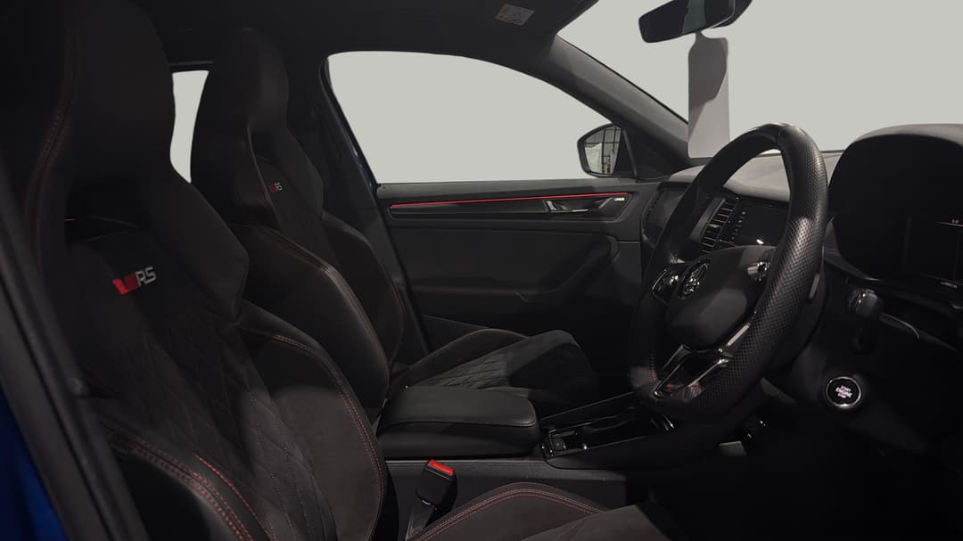 2020 SKODA Kodiaq 176 Tdi Rs (4x4), Automatic, 82772 km, Right Side Front Door Cabin View