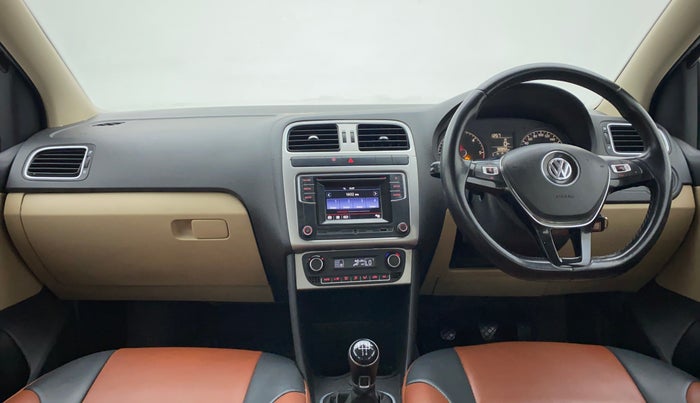 2016 Volkswagen Ameo HIGHLINE 1.5, Diesel, Manual, 92,961 km, Dashboard