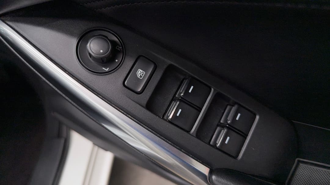 2013 Mazda 6 Touring, Automatic, 195249 km, Drivers Side Door Panel Controls