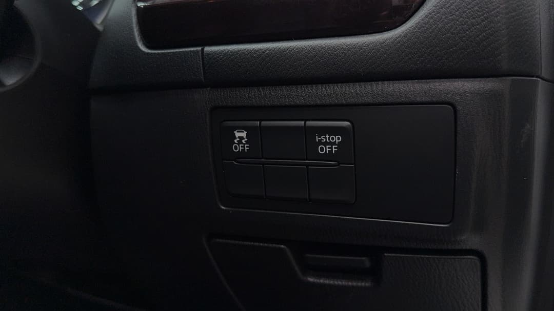 2013 Mazda 6 Touring, Automatic, 195249 km, Utility Switches/Buttons