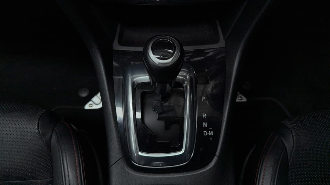 2013 Mazda 6 Touring, Automatic, 195249 km, Gear Lever 