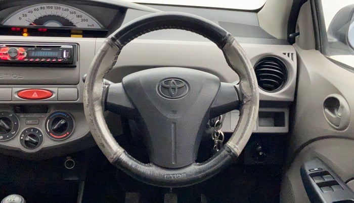 2011 Toyota Etios Liva G, Petrol, Manual, 34,111 km, Steering Wheel