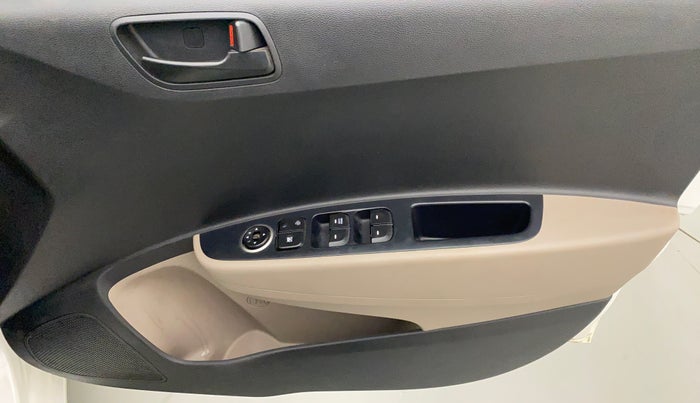 2017 Hyundai Grand i10 MAGNA 1.2 KAPPA VTVT, Petrol, Manual, 31,527 km, Driver Side Door Panels Control