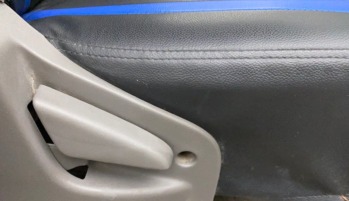 2015 Datsun Go Plus T, Petrol, Manual, 97,380 km, Driver Side Adjustment Panel