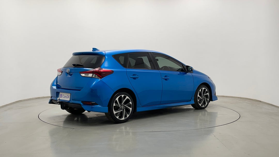 Right Back Diagonal (45- Degree) View