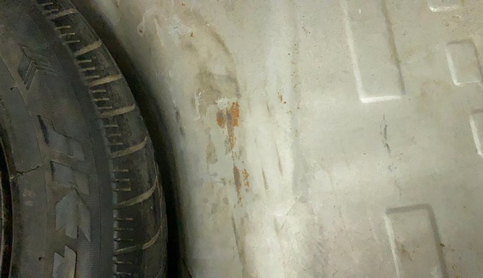 2015 Honda Brio S MT, Petrol, Manual, 14,214 km, Boot floor - Slight discoloration