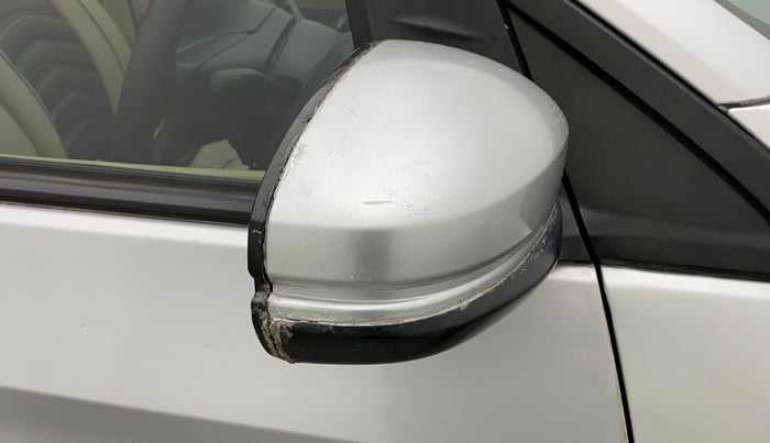 2015 Honda Brio S MT, Petrol, Manual, 14,214 km, Right rear-view mirror - Cover has minor damage