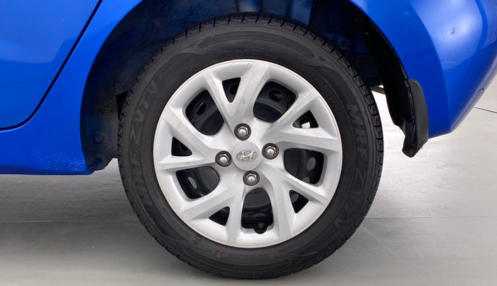 2018 Hyundai Grand i10 Magna 1.2 AT  VTVT, Petrol, Automatic, 44,200 km, Left Rear Wheel