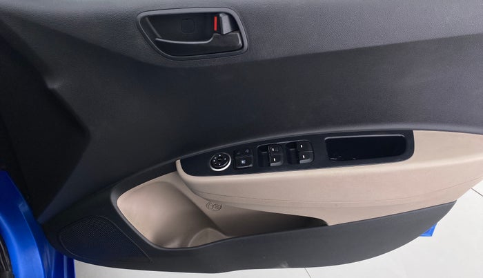 2018 Hyundai Grand i10 Magna 1.2 AT  VTVT, Petrol, Automatic, 44,200 km, Driver Side Door Panels Control