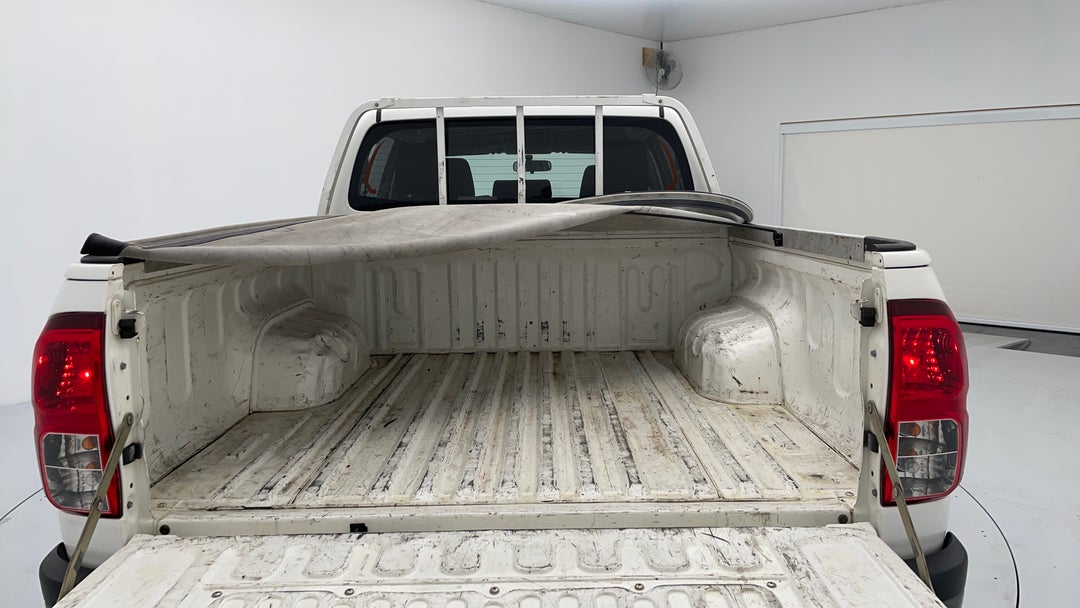 2016 Toyota Hilux Sr Hi-rider, Automatic, 103610 km, Boot Inside View