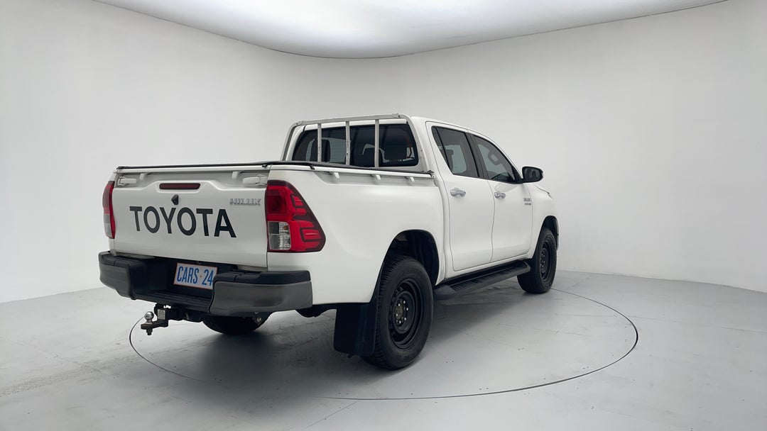 2016 Toyota Hilux Sr Hi-rider, Automatic, 103610 km, Right Back Diagonal (45- Degree) View