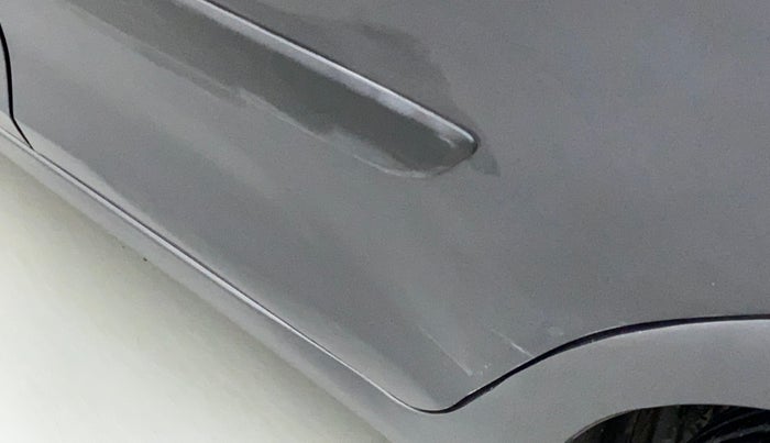 2015 Maruti Swift VXI D, CNG, Manual, 31,645 km, Rear left door - Slightly dented