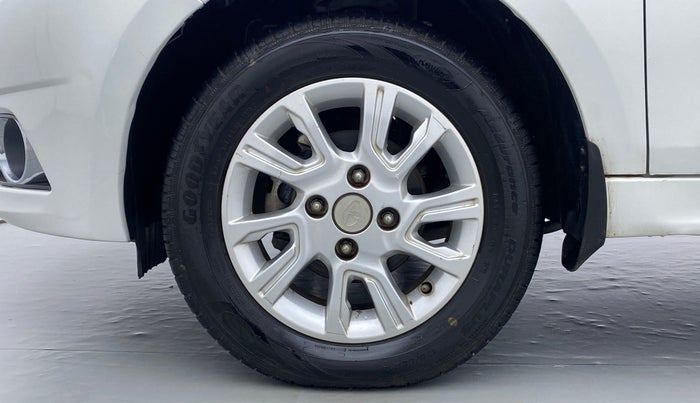 2017 Tata Tiago XZ 1.05 REVOTORQ, Diesel, Manual, 77,189 km, Left Front Wheel