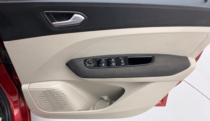 2019 Renault TRIBER 1.0 RXZ, Petrol, Manual, 28,435 km, Driver Side Door Panels Control
