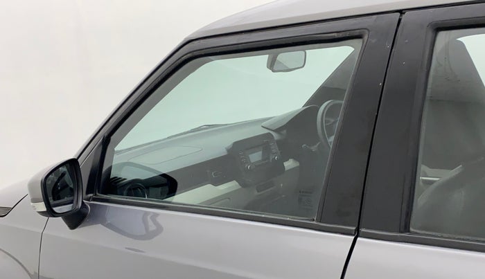 2017 Maruti IGNIS DELTA 1.2 AMT, Petrol, Automatic, 12,795 km, Front passenger door - Door visor damaged