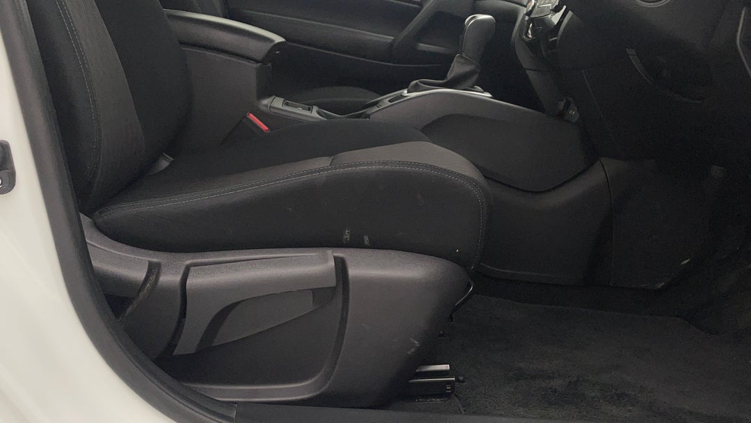 2021 Nissan X-trail St (2wd), Automatic, 40965 km, Drivers Side Adjustment Panel