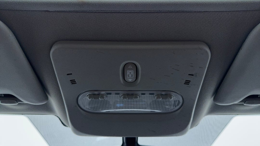 On-Roof Controls/Sunglass holder