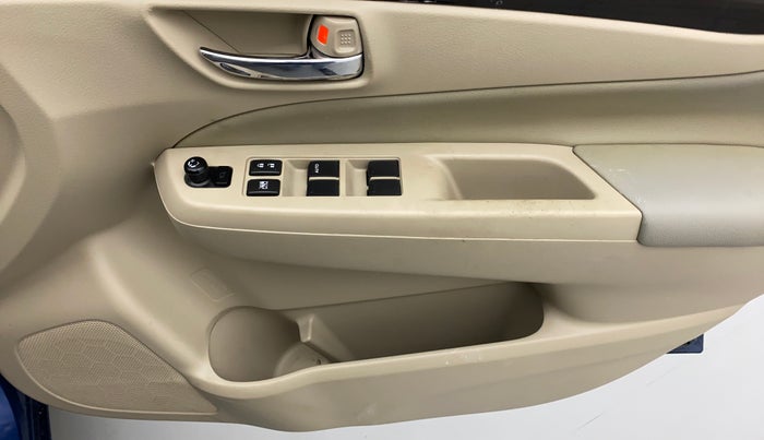 2018 Maruti Ciaz ALPHA 1.4 VVT AMT, Petrol, Automatic, 74,870 km, Driver Side Door Panels Control