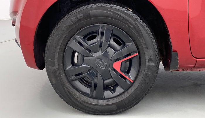 2016 Datsun Redi Go LIMITED EDITION, Petrol, Manual, 50,750 km, Left Front Wheel