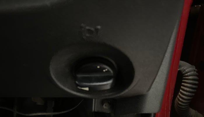 2016 Datsun Redi Go LIMITED EDITION, Petrol, Manual, 50,750 km, Dashboard - Headlight height adjustment not working