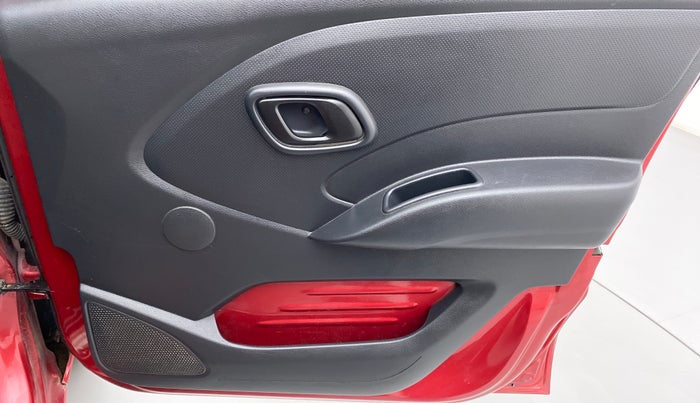 2016 Datsun Redi Go LIMITED EDITION, Petrol, Manual, 50,750 km, Driver Side Door Panels Control