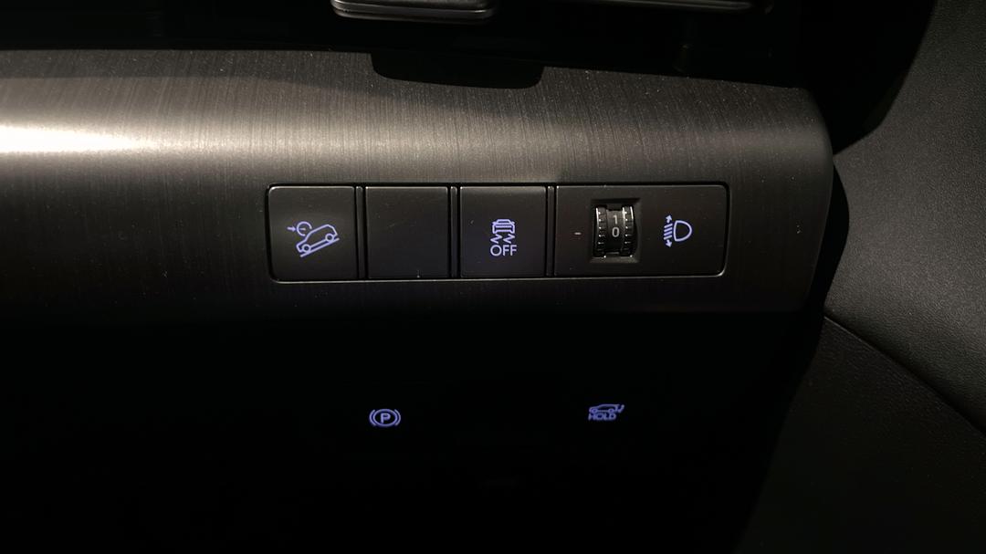 2023 Hyundai Kona Premium, Automatic, 56889 km, Utility Switches/Buttons
