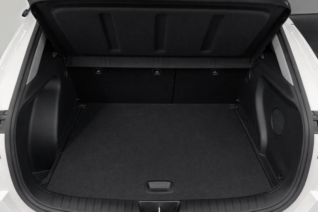 2023 Hyundai Kona Premium, Automatic, 56889 km, Boot Inside View
