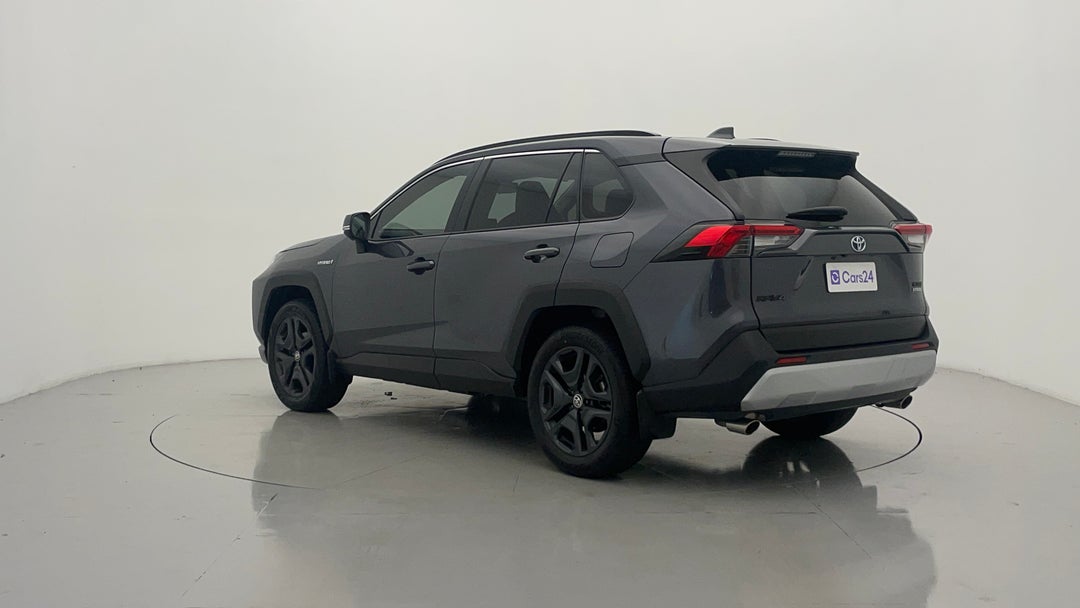 Left Back Diagonal (45- Degree) View