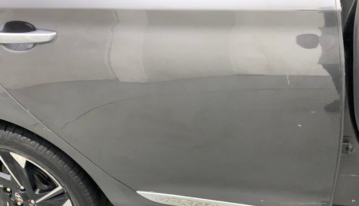 2021 Hyundai Verna SX (O) 1.5 CRDI AT, Diesel, Automatic, 63,411 km, Right rear door - Minor scratches