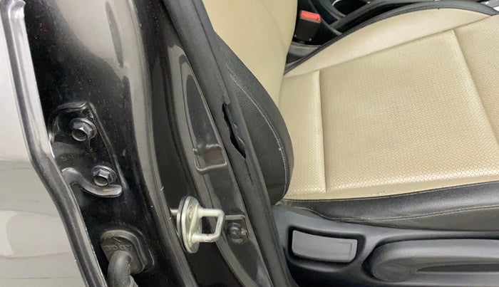 2021 Hyundai Verna SX (O) 1.5 CRDI AT, Diesel, Automatic, 63,411 km, Driver-side door - Beading has minor damage