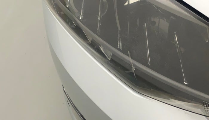 2017 Skoda Rapid STYLE 1.6 MPI AT, Petrol, Automatic, 84,858 km, Right headlight - Minor scratches