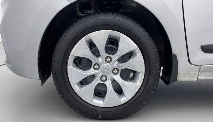2017 Hyundai Xcent E PLUS, Petrol, Manual, 25,936 km, Left Front Wheel