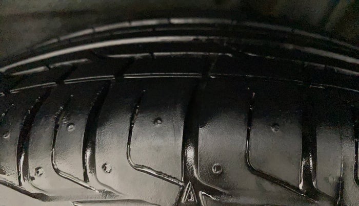 2018 Tata NEXON XMA PETROL, Petrol, Automatic, 1,01,572 km, Left Rear Tyre Tread