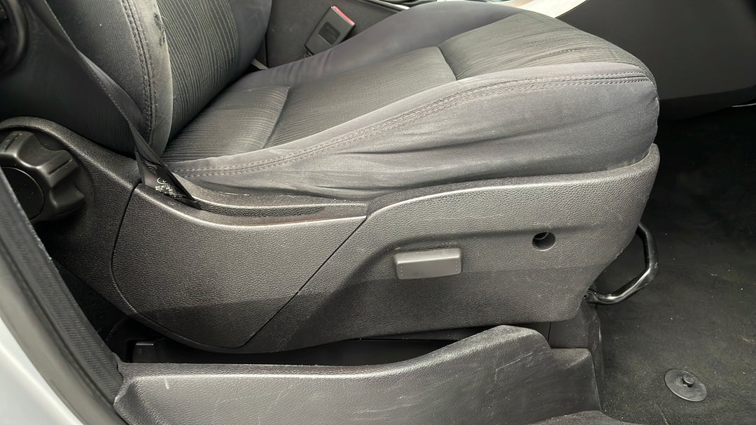 2016 Ford Territory Tx (4x4), Automatic, 98277 km, Drivers Side Adjustment Panel