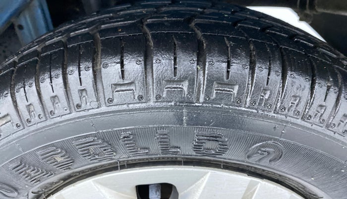 2018 Maruti Alto 800 LXI, Petrol, Manual, 8,979 km, Left Rear Tyre Tread