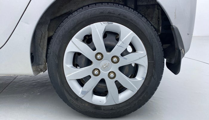 2018 Hyundai Eon MAGNA PLUS, Petrol, Manual, 32,941 km, Left Rear Wheel