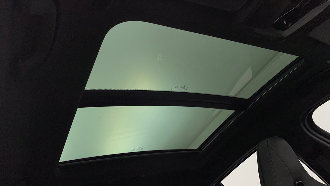 Interior Sunroof/Moonroof