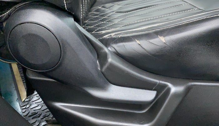 2019 Maruti New Wagon-R ZXI 1.2, Petrol, Manual, 96,908 km, Driver Side Adjustment Panel