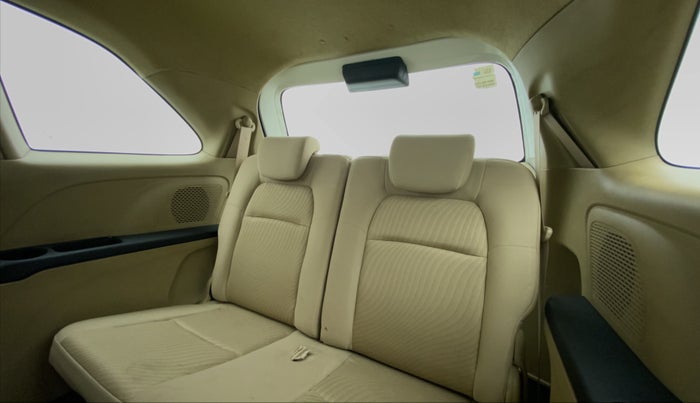 2015 Honda Mobilio 1.5 V I DTEC, Diesel, Manual, 9,69,664 km, Third Seat Row