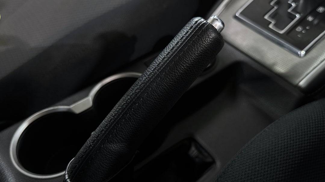 2021 Mitsubishi Triton Glx+ (4x4), Automatic, 119004 km, Handbrake