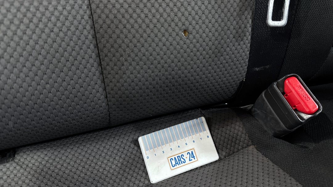 2021 Mitsubishi Triton Glx+ (4x4), Automatic, 119004 km, Door Interior Front LHS Wear