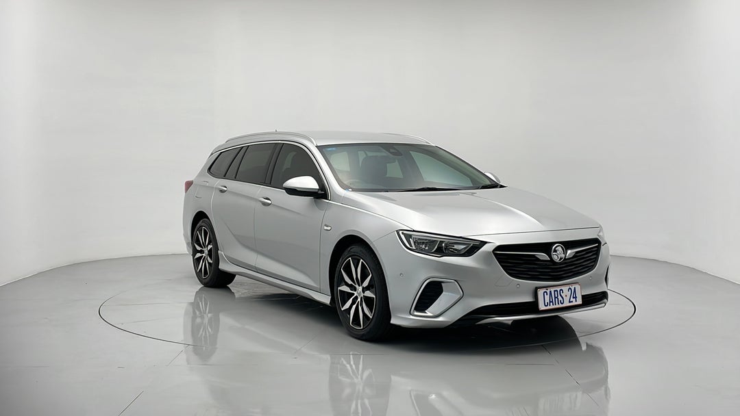 2019 Holden Commodore Rs, Automatic, 55631 km, Right Front Diagonal (45- Degree) View