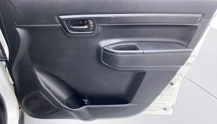 2020 Maruti S PRESSO VXI PLUS, Petrol, Manual, 35,454 km, Driver Side Door Panels Control