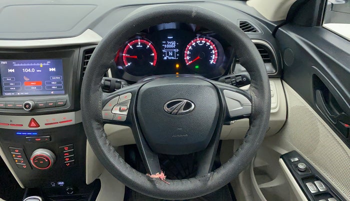 2019 Mahindra XUV300 1.5 W6 MT, Diesel, Manual, 73,403 km, Steering Wheel Close Up