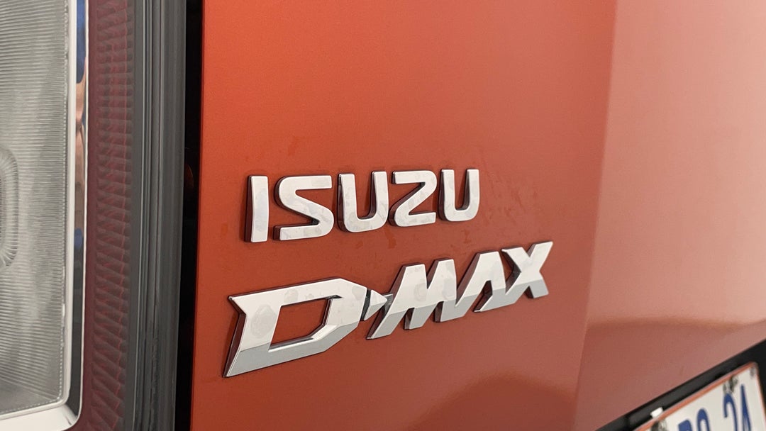 Badge (Boot Left Side)