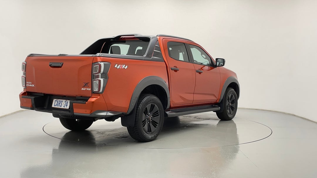 Right Back Diagonal (45- Degree) View